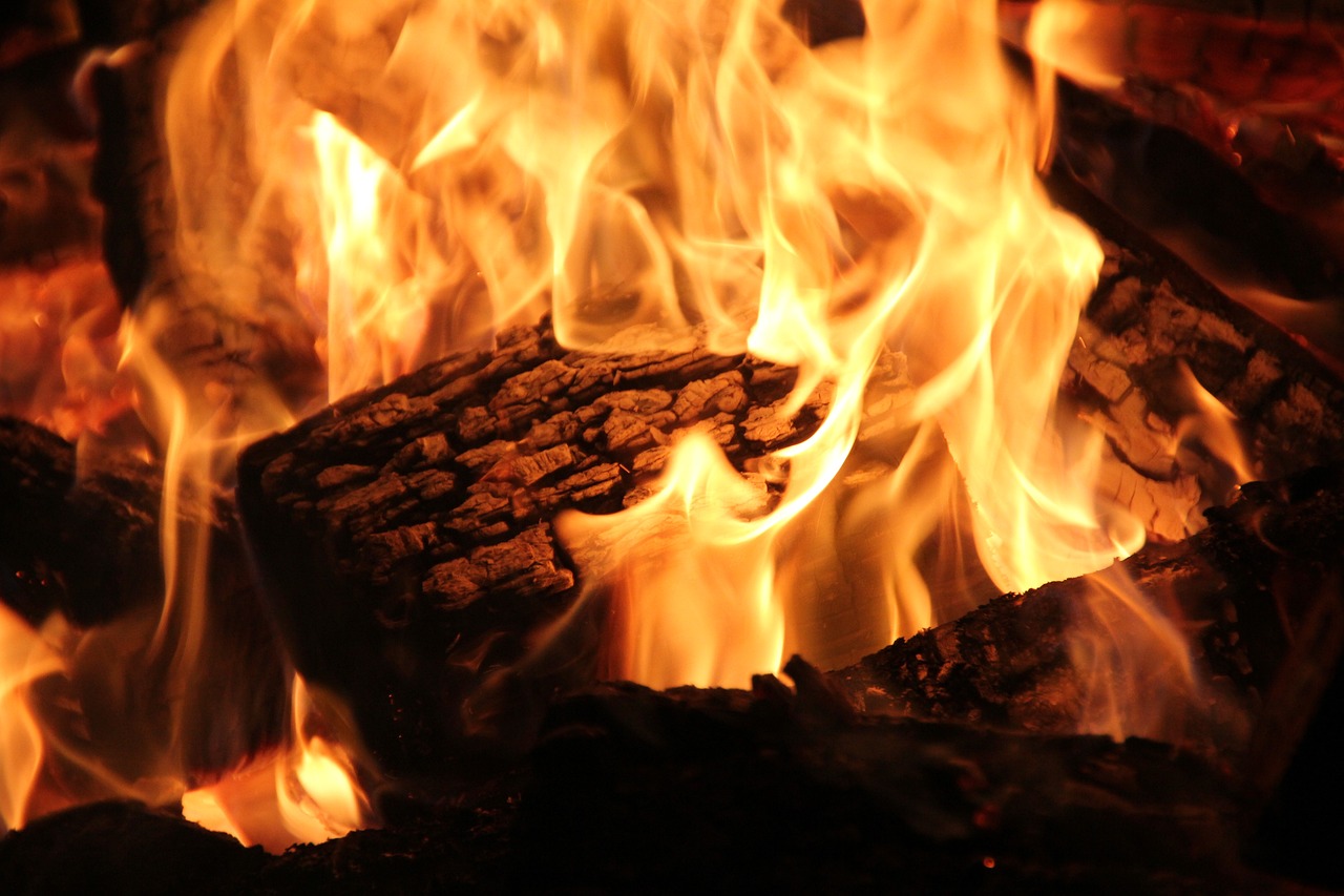 Expert Fireplace Cleaning in Hennepin Pointe, MI Professional Fireplace Cleaning Services In Hennepin Pointe Michigan